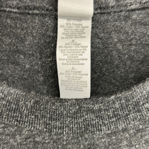 Athletic Black Tee Shirt / minimalist plants design / Crewneck - Picture 6 of 6